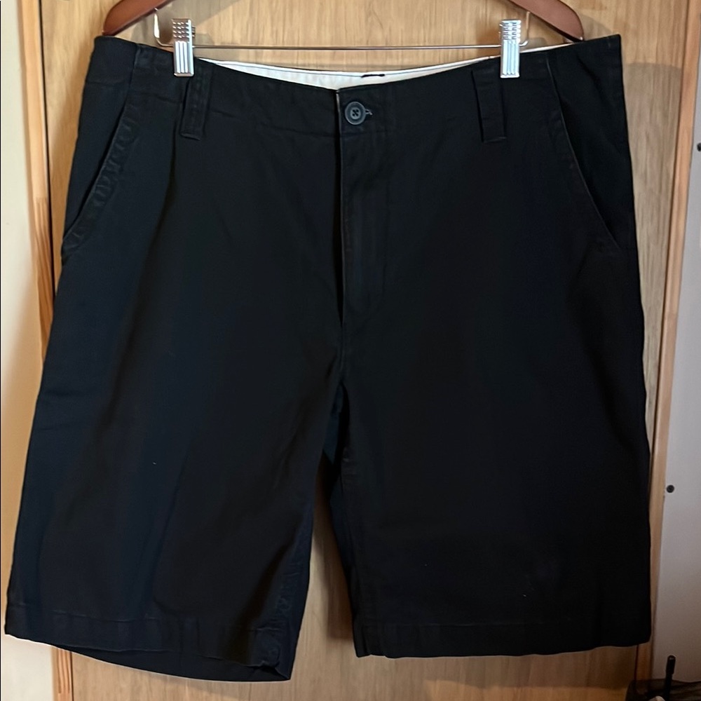 Men's Aeropostale black shorts